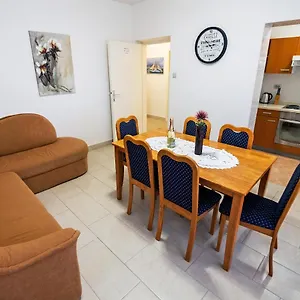 Apartment Bene